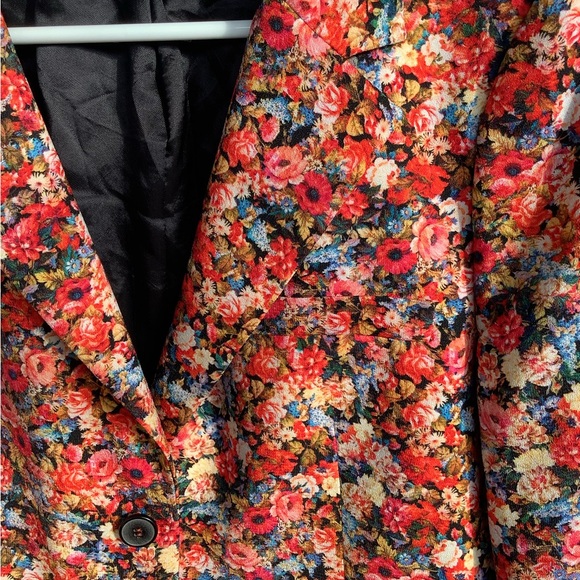 Zara Multicolor Floral Blazer - Picture 2 of 4
